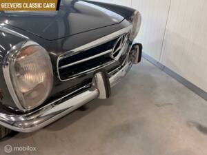 Afbeelding 34/40 van Mercedes-Benz 280 SL (1970)
