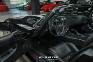 Bild 17/25 von Dodge Viper RT/10 (1996)