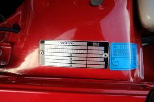 Image 74/75 de Volvo 240 (1986)