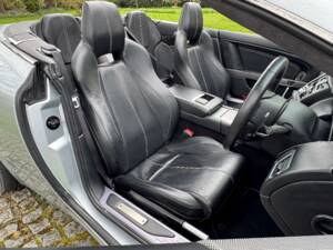 Immagine 22/28 di Aston Martin DB 9 (2009)