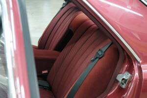 Bild 40/50 von Mercedes-Benz 260 SE (1990)