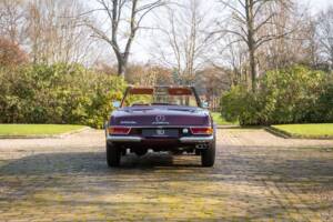 Image 31/35 de Mercedes-Benz 230 SL (1963)