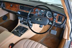 Bild 14/36 von Daimler Sovereign 4.2 (1976)