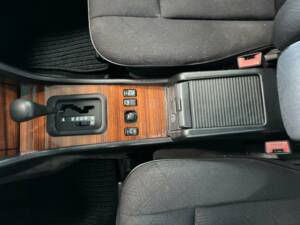 Bild 19/21 von Mercedes-Benz E 200 (1996)