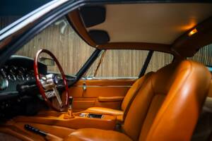 Image 63/97 of Maserati Mistral 3700 (1965)