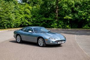 Bild 20/37 von Jaguar XKR (2003)