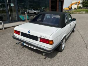 Image 5/7 de BMW 323i Baur TC (1980)