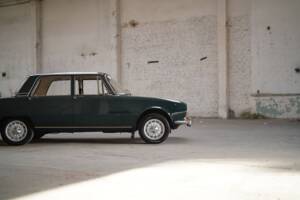 Image 69/83 of Alfa Romeo 1750 Berlina (1970)