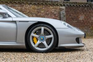 Image 38/50 de Porsche Carrera GT (2005)