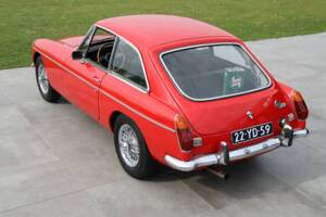 Image 5/50 of MG MGB GT (1974)