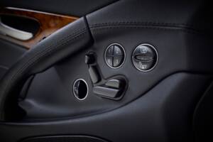 Image 68/99 de Mercedes-Benz SL 550 (2007)