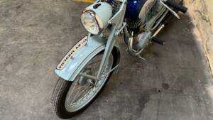 Image 10/30 de Victoria DUMMY (1935)