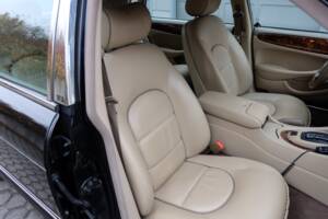 Image 24/60 de Daimler Super V8 (2000)