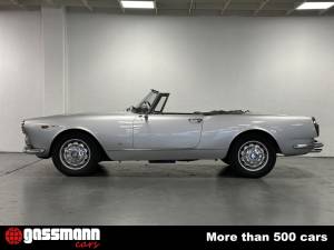 Immagine 6/15 di Alfa Romeo 2600 Spider (1966)