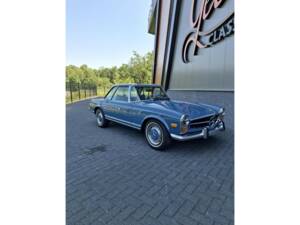 Image 4/50 de Mercedes-Benz 280 SL (1970)