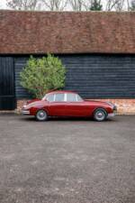 Image 11/42 of Jaguar Mk II 3.8 (1962)