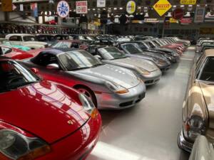 Immagine 30/37 di Porsche Boxster S (2000)