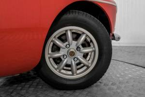 Afbeelding 49/50 van MG MGB (1973)
