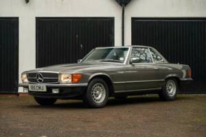 Image 11/50 of Mercedes-Benz 280 SL (1985)