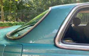 Image 20/66 of Mercedes-Benz 230 CE (1981)