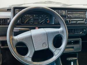 Immagine 5/11 di Volkswagen Golf Mk II 1.6 (1990)