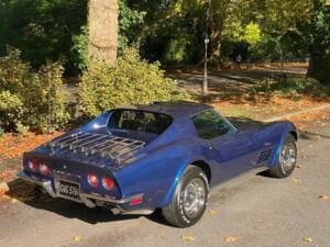 Image 11/50 of Chevrolet Corvette Stingray (1972)