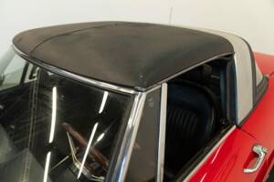 Image 15/50 of Alfa Romeo 1600 Spider (1972)