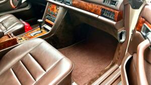 Bild 9/15 von Mercedes-Benz 500 SEC (1985)