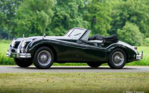 Afbeelding 6/59 van Jaguar XK 140 SE DHC (1955)