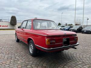 Immagine 4/35 di BMW 1600 - 2 (1970)