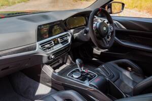 Image 36/41 of BMW M4 CSL (2022)
