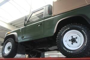 Image 10/50 de Land Rover 90 (1990)