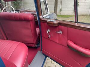 Immagine 12/39 di Mercedes-Benz 220 S (1957)