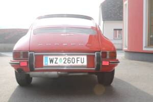 Image 44/79 of Porsche 912 (1969)