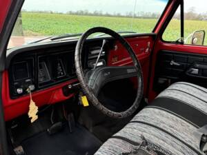 Image 11/18 of Ford F-250 (1976)