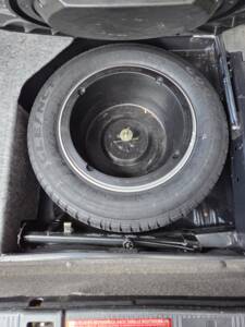 Image 23/103 de Mercedes-Benz 300 SE (1991)