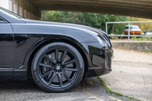 Bild 22/50 von Bentley Continental Supersports (2010)