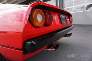 Image 19/44 de Ferrari 308 GTBi (1981)