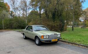Afbeelding 31/35 van Mercedes-Benz 280 CE (1983)