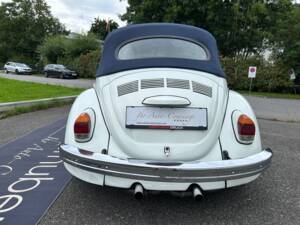 Image 22/28 of Volkswagen Coccinelle 1600 (1970)