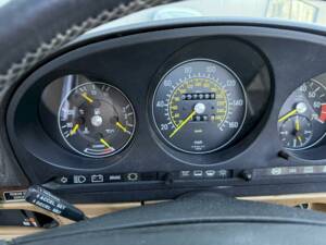 Image 14/36 de Mercedes-Benz 560 SL (1988)