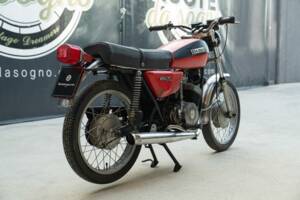 Image 4/26 de Benelli 125 Sport Special (1971)