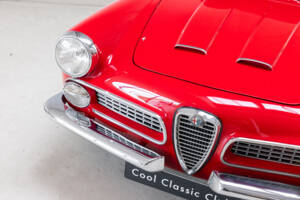 Bild 6/40 von Alfa Romeo 2000 Spider (1961)