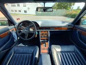 Afbeelding 13/14 van Mercedes-Benz 500 SE (1987)