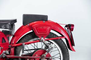 Bild 18/50 von Moto Guzzi DUMMY (1950)