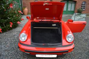 Bild 13/15 von Porsche 911 Carrera 3.2 (1987)