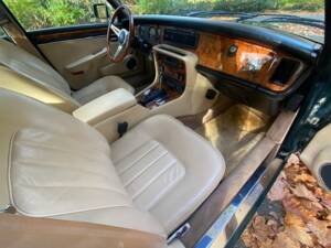 Bild 35/50 von Daimler Double Six (1992)