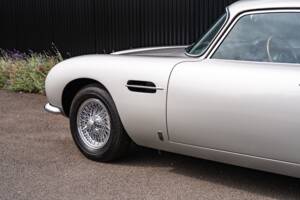 Image 38/42 de Aston Martin DB 5 (1964)