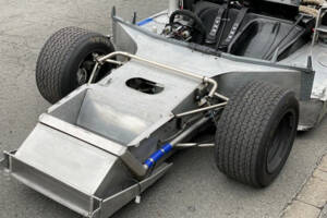 Image 14/27 of Lola T212 (1971)