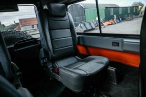 Image 29/31 of Land Rover Defender (2016)